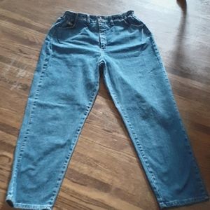 Lee jeans, side elastic at the waist 18 medium